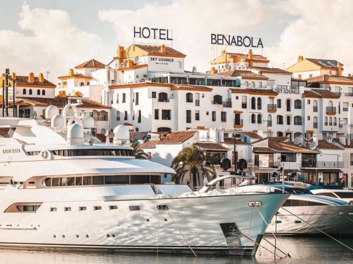 Vacation I 1 Puerto Banus Sea Front Rental, Renovated Apartment